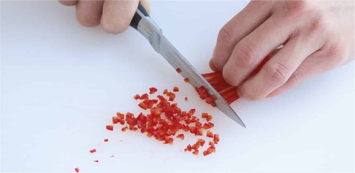 Slicing chillies