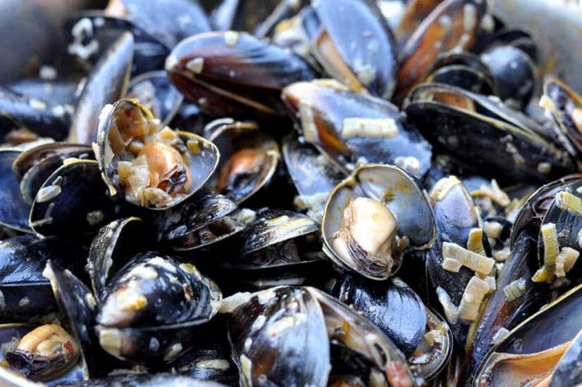 Chilli Mussels and Fries Gran Luchito