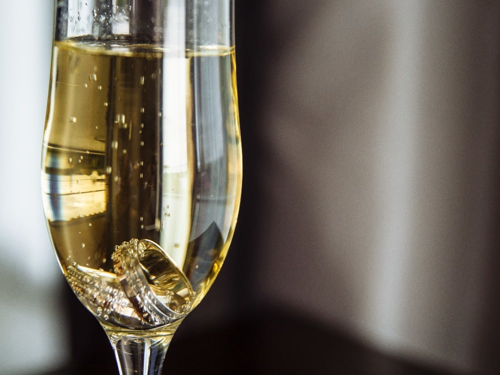 13 Champagnes and Sparkling Wines to Ring In the New Year - The