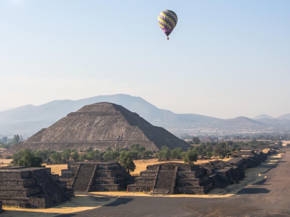 Teotihuacan hot air balloon