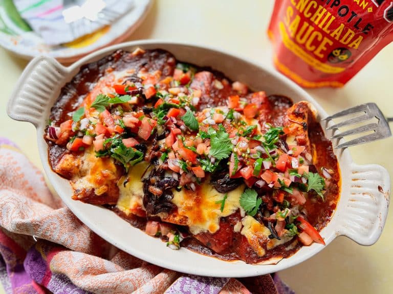 Steak Enchiladas With Chipotle Sauce Gran Luchito