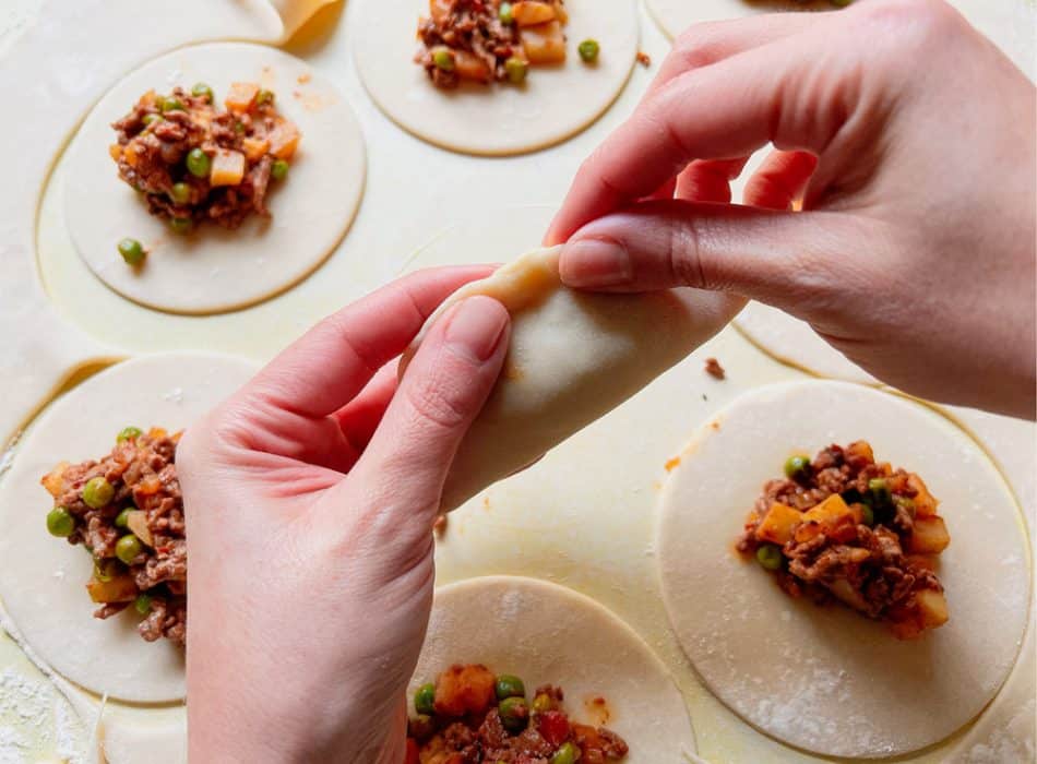 Air Fryer Empanadas how to roll