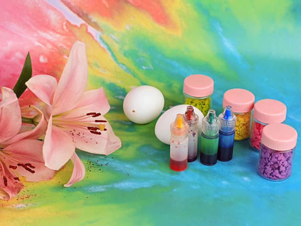 Mexican Easter - How to Make Cascarones